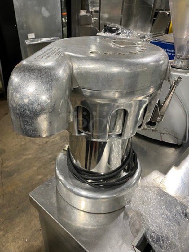 Nutrifaster Commercial Countertop Juicer Extractor! Solid Stainless Steel! Model: N450 SN: 459061471 110V - Image 3 of 10