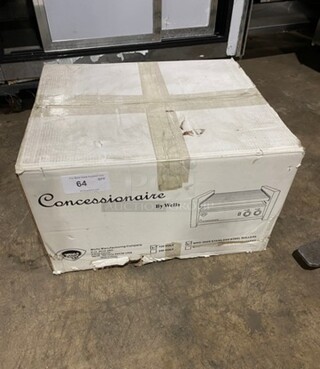 NEW! IN THE BOX! Wells Commercial Countertop Hot Dog Roller Grill! All Stainless Steel! Model: WRG30SR 120V