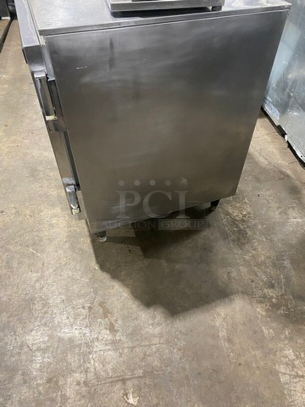 Beverage Air Commercial Single Door Undercounter Cooler! Stainless Steel! On Casters! Model: UCR27 SN: 2316481! 115V 60HZ 1 Phase! - Image 3 of 7