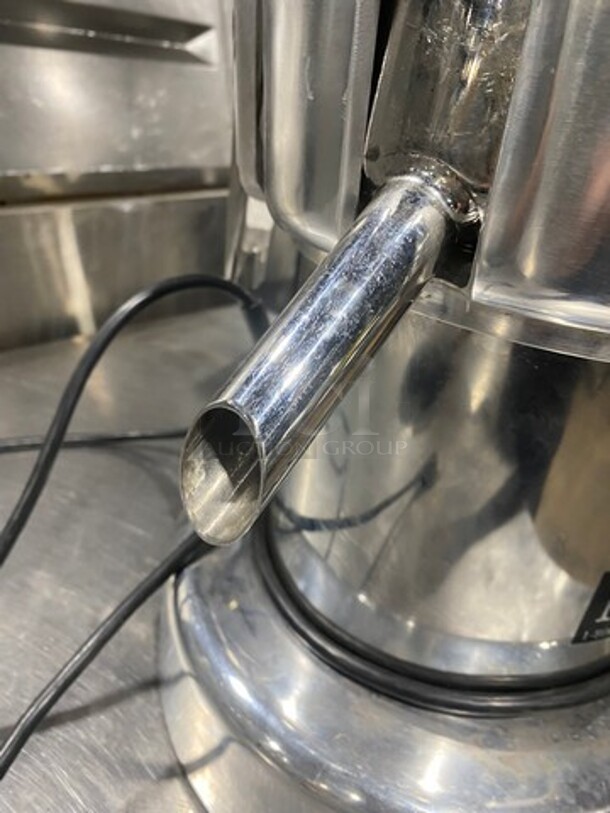 Nutrifaster Commercial Countertop Juicer Extractor! Solid Stainless Steel! Model: N450 SN: 459122012 110V - Image 6 of 8