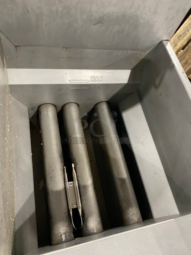 Ikon Stainless Steel Commercial Floor Style Propane Gas Powered Deep Fat Fryer! On Commercial Casters! MODEL IGF-35/40-LP SN: 210107831 - Image 5 of 8
