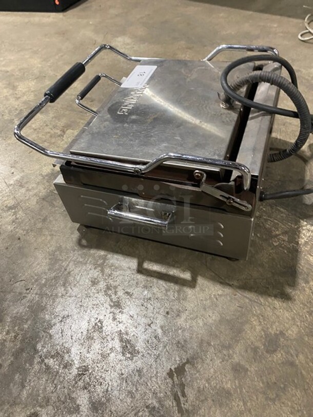 Waring Commercial Countertop Panini/Sandwich Supremo Grill! All Stainless Steel! Press With Ribbed Surface! WORKING WHEN REMOVED! Model: WPG250 SN: 150113 120V 60HZ - Image 4 of 7