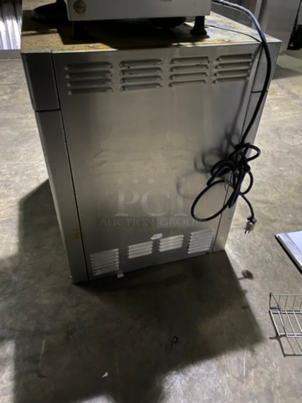Henny Penny Commercial Countertop Rotisserie Grill! All Stainless Steel! Model: TR-6 - Image 3 of 7