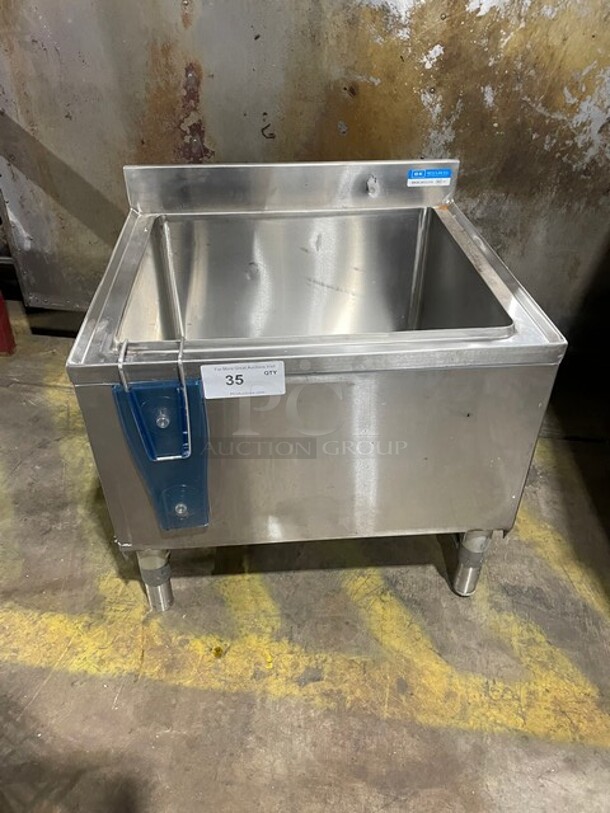 Like New!  BK Resources All Stainless Steel Commercial Under The Counter Ice Bin! Model BKIB-2412-21S!  - Image 1 of 7