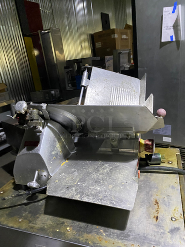 Fleetwood Commercial Countertop Deli/Meat Slicer! All Stainless Steel! Model: 4425 SN: 412D9420023 115V 60HZ 1 Phase - Image 3 of 8