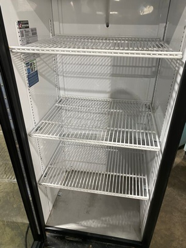 True Commercial Single Door Reach In Cooler Merchandiser! With View Through Door! Poly Coated Racks! Model: GDM12HCTSL01 SN: 9691167 115V 60HZ 1 Phase - Image 5 of 8
