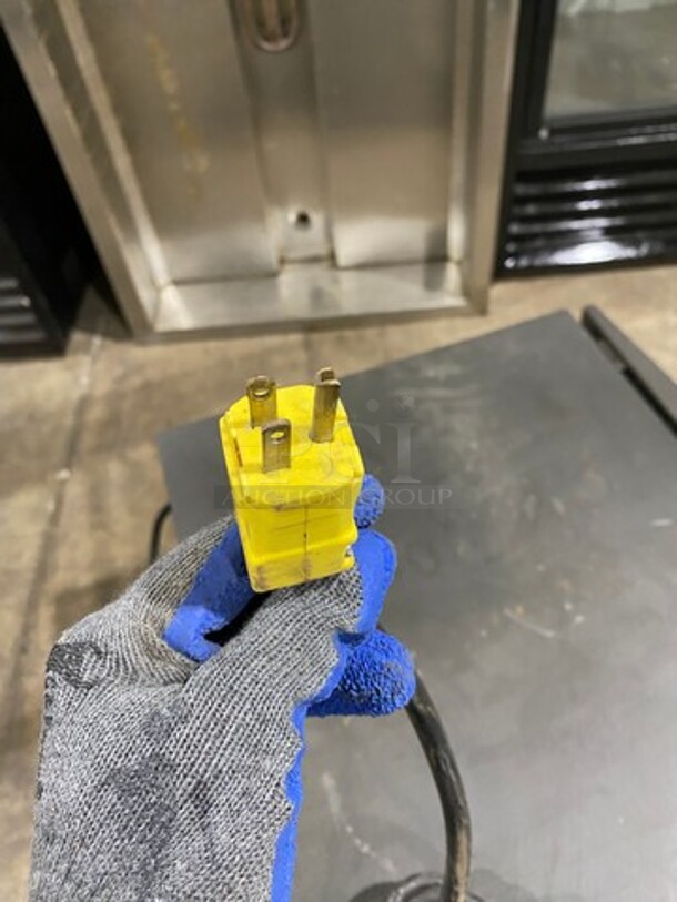 Manitowoc Commercial Ice Machine Head! Stainless Steel Body! Model: IY0454A161 SN: 1101112200 115V 60HZ 1 Phase - Image 5 of 10