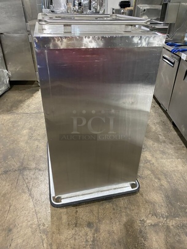 Jones Zylon Commercial Single Door Dry Food Transport Cart! All Stainless Steel! On Casters! Model: ETCUA7 SN: 133831101 - Image 4 of 6