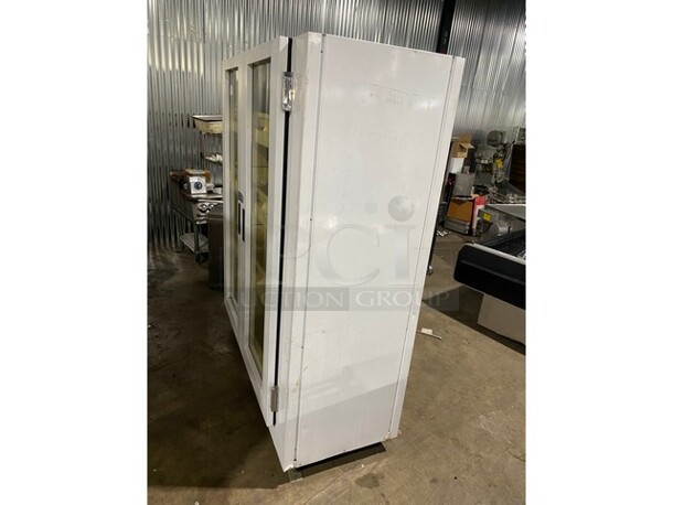Amazing! COMMERCIAL URBAN CULTIVATOR Model Commercial 001! Serial VLL-1704-103P3 120 Vac/60Hz! - Image 2 of 9