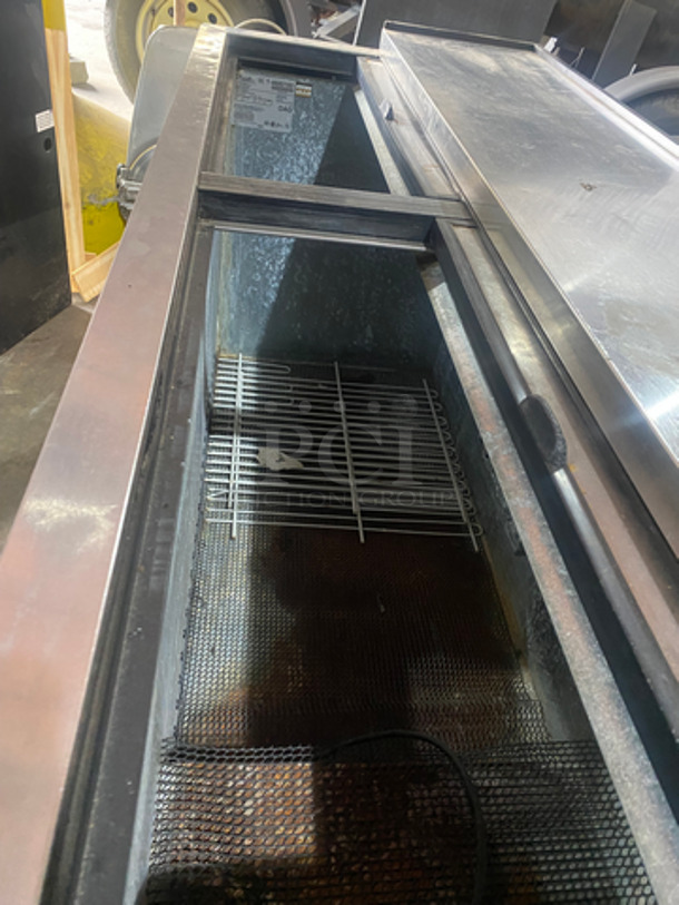True Commercial 2 Door Beer Bottle Cooler! With Stainless Steel Top! Model: TD6524 SN: 4660160 115V 60HZ 1 Phase - Image 5 of 8