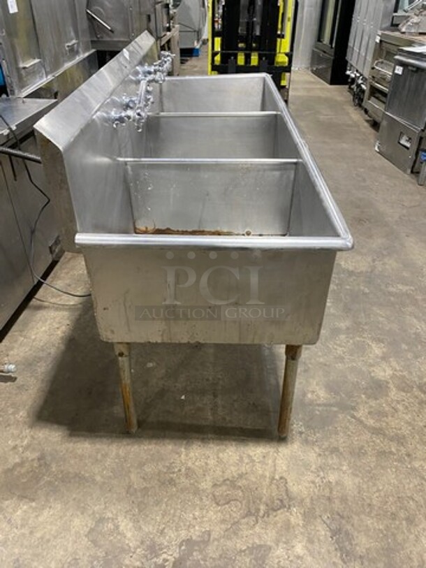 Commercial 3 Compartment Dish Washing Sink! With Faucets And Handles! With Back Splash! All Stainless Steel! On Legs! - Image 4 of 9