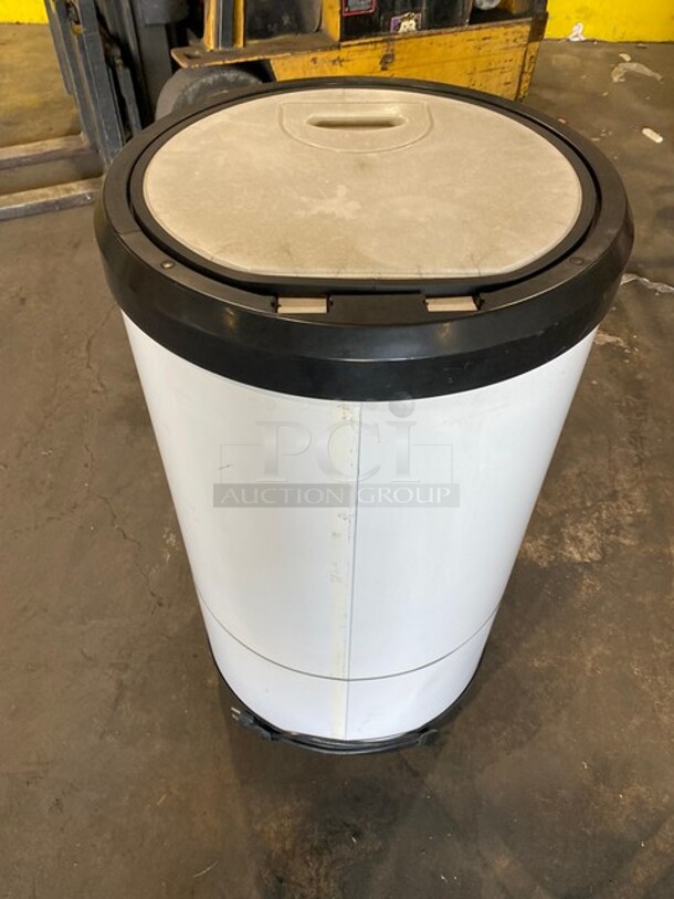 Barrel Style Drink Cooler! - Image 3 of 5