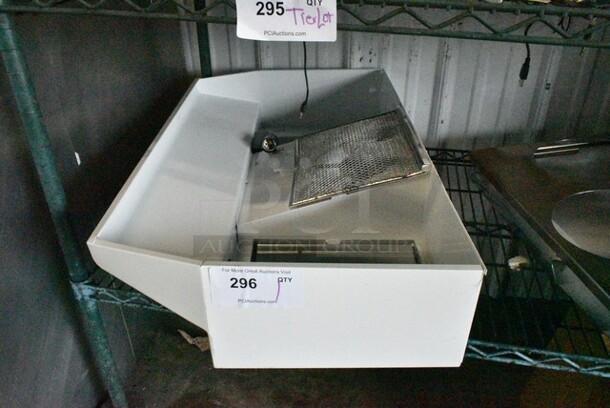 Metal Range Hood.  - Image 1 of 4