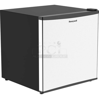 BRAND NEW! Honeywell H11MFS Mini Freezer. Tested and Working!