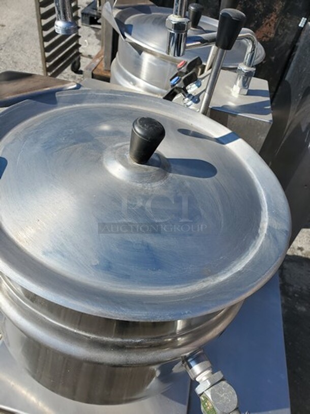 GARLAND Natural Gas Kettle. - Image 5 of 5
