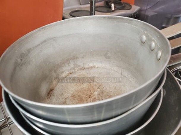 Sauce Pan  - Image 2 of 3