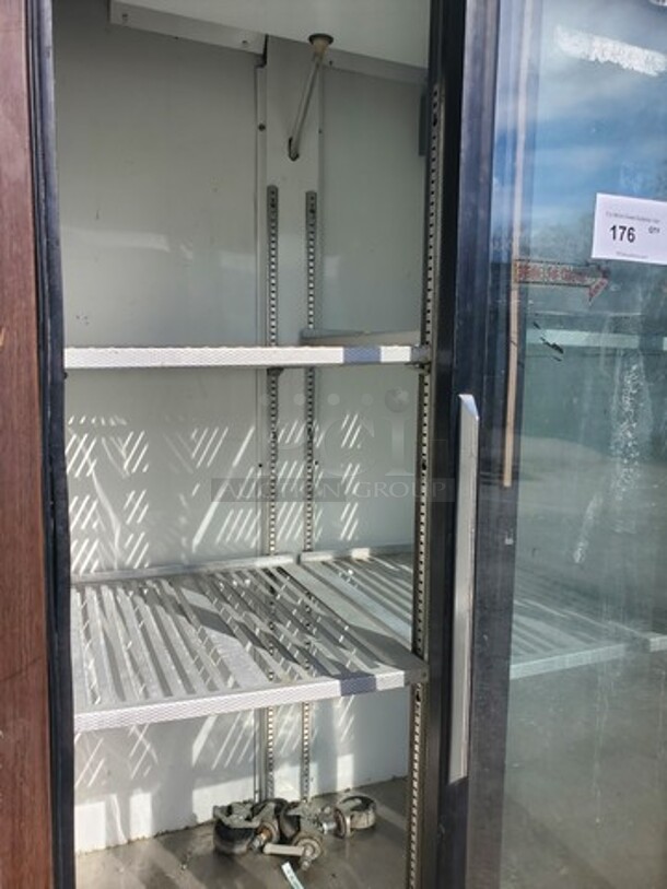 TRUE 2 Glass Sliding Door Merchandiser (Signs of wear) 40X29X78 - Image 6 of 7