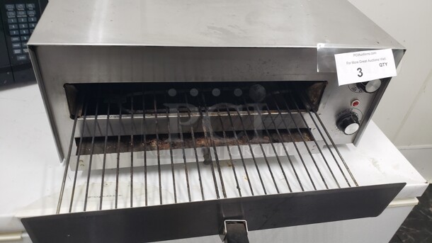 Wisco Model 560D Deluxe Pizza Oven

Not Tested

(Location 2) - Image 2 of 3