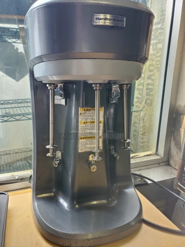 Hamilton Beach Triple Spindle Drink Mixer! - Image 4 of 4