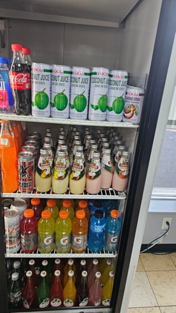 Omcan - G1.2YBM2F Commercial 53" 2 Glass Door Merchandiser Refrigerator. Contents inside not included. - Image 6 of 7