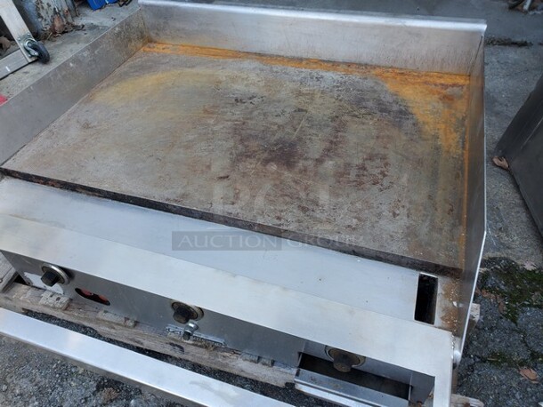 Southbend  HDG-36  Natural Gas 36" Countertop Griddle!! - Image 2 of 6