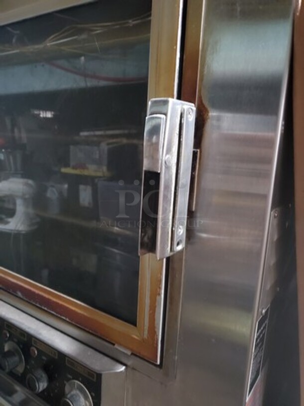 NU-VU SUB-123 Electric Oven/Proofer
*One door handle is broken*
Good Working Condition
On Casters
120/208 V
3+N PH
21 Amps - Image 5 of 6