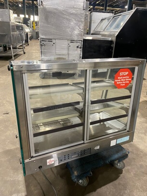 Vendo Commercial Countertop Food Warming Display Case! All Stainless Steel! Model: HFD000006 SN: 1448853 115V 60HZ 1 Phase - Image 3 of 9