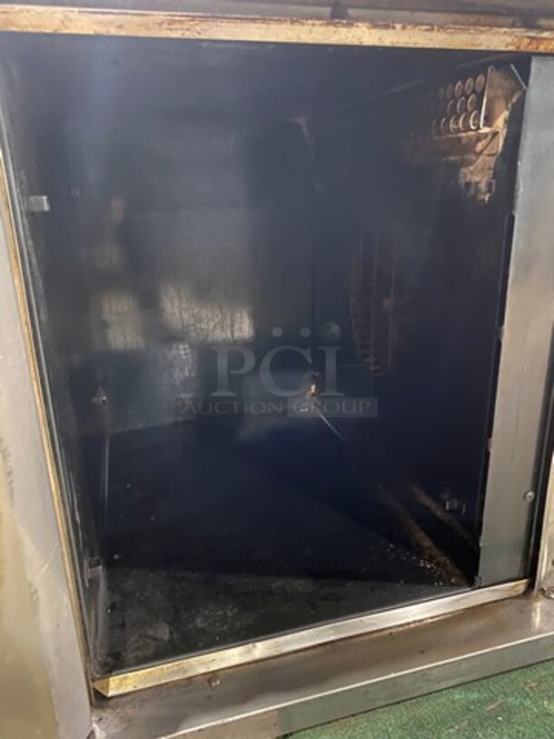 WOW! Vulcan Commercial Electric Powered Single Deck Half Sized Convection Oven! With View Through Door! All Stainless Steel! - Image 5 of 7