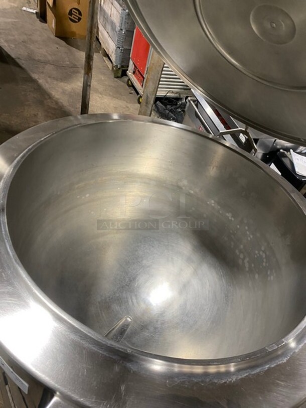 NICE! Market Forge Commercial Natural Gas Powered Floor Style Self-Contained Jacketed Soup Kettle! All Stainless Steel! On Legs! MODEL F40GL5 SN:889807JJ2249 120V 1PH - Image 5 of 12