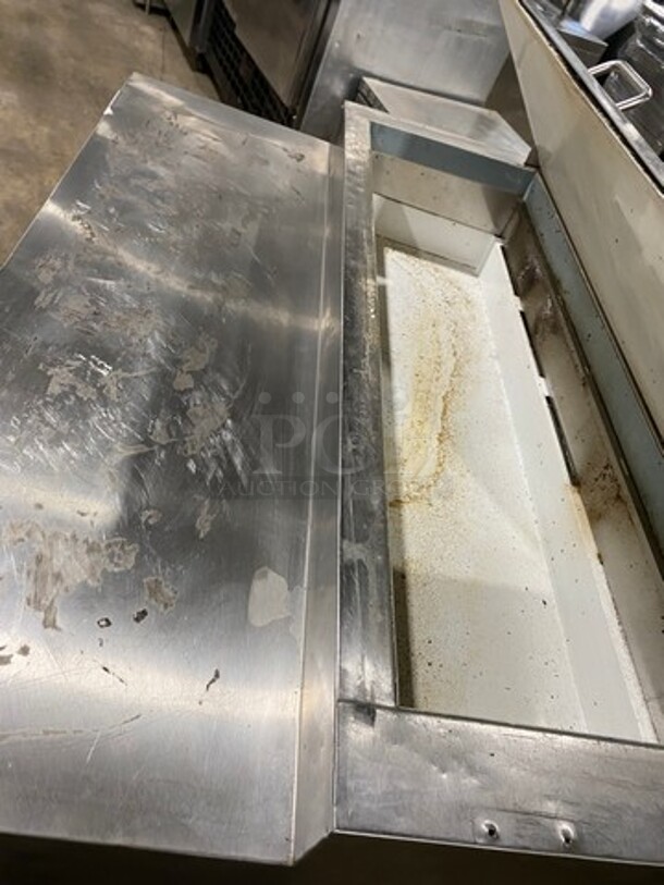Valpro Commercial Refrigerated Pizza Prep Table! With Single Door Storage Space! All Stainless Steel! On Casters! Model: VPP44 SN: 8004233 115V 60HZ 1 Phase - Image 10 of 11