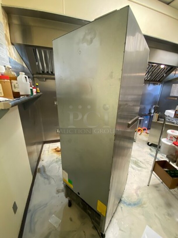 LATE MODEL! 2021 Asber Commercial Single Door Reach In Cooler! With Poly Coated Racks! All Stainless Steel! On Casters! WORKING WHEN REMOVED! Model: ARR23HFHC SN: 8102307660 115V 60HZ 1 Phase - Image 3 of 7