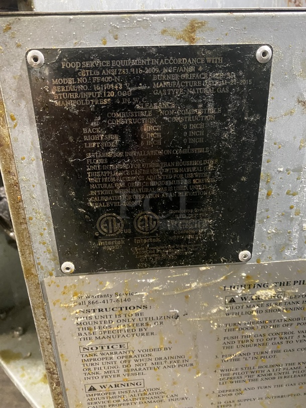  Avantco All Stainless Steel Commercial Floor Style Natural Gas Powered 4 Burner 40 lb. Deep Fat Fryer! On Legs! MODEL:FF400-N SN:15110143 120,000 BTU! Working When Removed! - Image 4 of 6