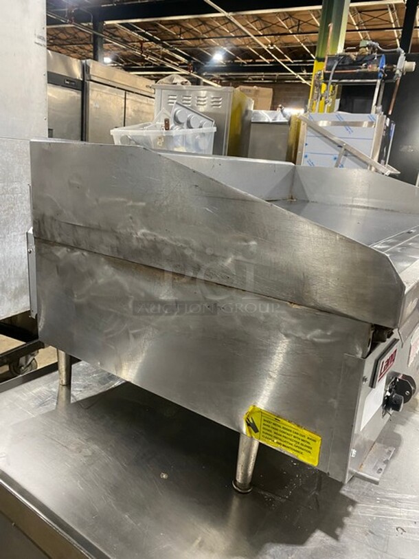 WOW! Lang Commercial Natural Gas Powered Countertop Mirror Shine Polished Top Flat Griddle! With Back & Side Splashes! All Stainless Steel! On Legs! 120V 1 Phase! Model: 4880-NAT-SH SN: GT2481218H0611! - Image 2 of 10