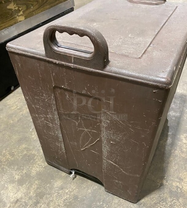 Poly Insulated Food Pan Transport! - Image 4 of 5
