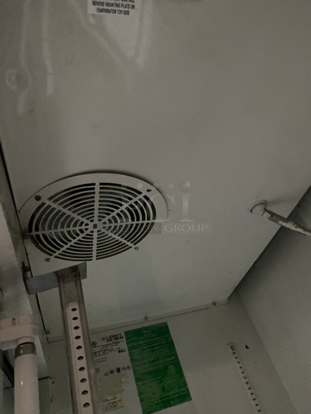 True Commercial 2 Door Reach In Cooler Merchandiser! With View through Doors! With Poly Coated Racks! Model: GDM33 SN: 13269673 115V 60HZ 1 Phase - Image 7 of 10