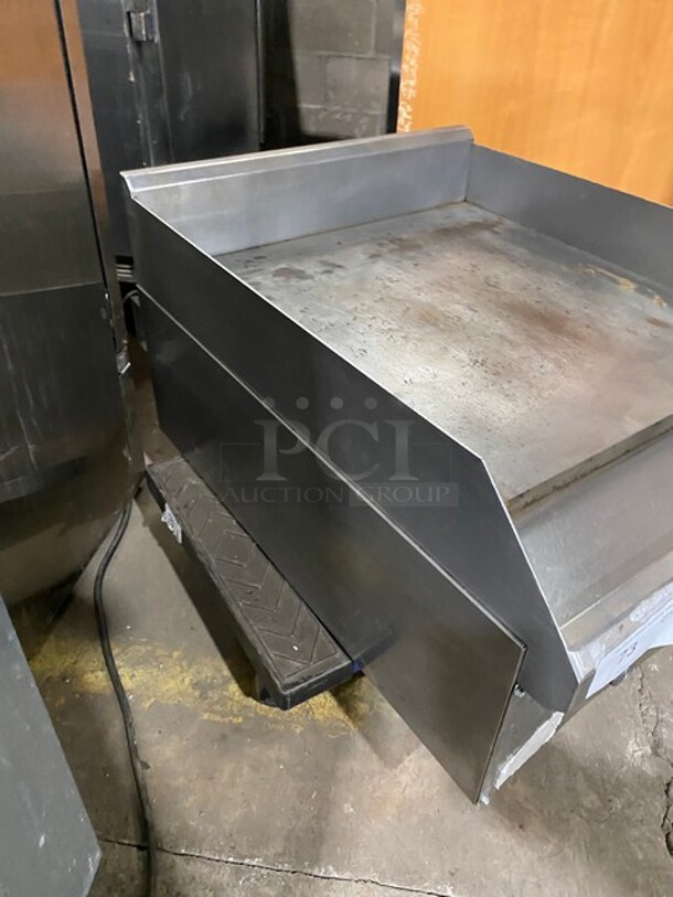 Stainless-Steel Gas-Powered Countertop Flat Grill! - Image 2 of 6