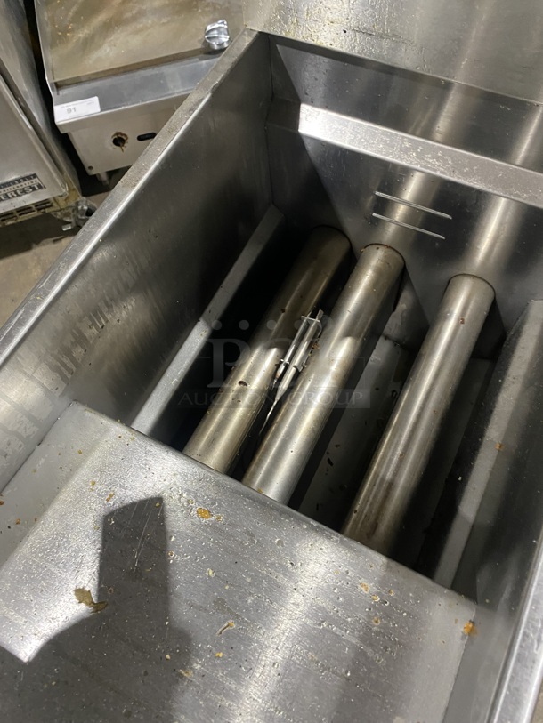 Asber Commercial Natural Gas Powered Deep Fat Fryer! With Backsplash! All Stainless Steel! On Casters! MODEL: EF4050SENGCAS SN:8103024858! - Image 5 of 8