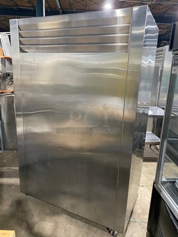 Traulsen Commercial 4 Split Door Reach In Cooler! With Poly Coated Racks And Built In Pan Racks! All Stainless Steel! On Casters! Model: AHT232NUT122 SN: T722770L99 115V 1 Phase - Image 3 of 12