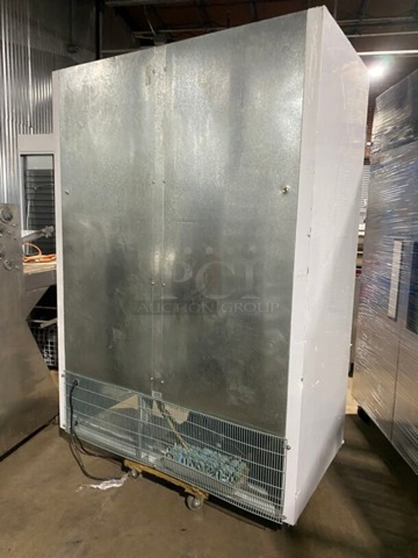 Leader Commercial 2 Door Reach In Cooler! All Stainless Steel! Model: ESLR54 SN: NB10J1102 115V 60HZ 1 Phase - Image 4 of 8