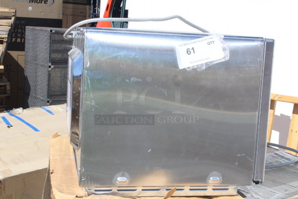 BRAND NEW SCRATCH & DENT! Amana RCS10TS Stackable Commercial Microwave with Push Button Controls - 120V, 1000W. LOOKS BRAND NEW!! OUT OF ORIGINAL PACKAGING!! 22x19x13-7/8 - Image 6 of 6