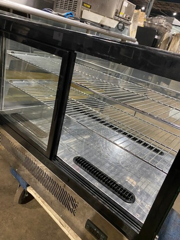 Omcan Commercial Countertop Refrigerated Display Case! WORKING WHEN REMOVED! Model: RSCN0160 SN: 2715742830124037 110V - Image 6 of 9