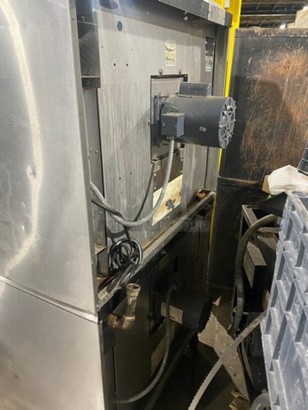 Garland Commercial Gas Powered Double Deck Convection Oven! With View Through Doors! Metal Oven Racks! All Stainless Steel! On Casters! Master Series! 2x Your Bid Makes One Unit! - Image 3 of 11