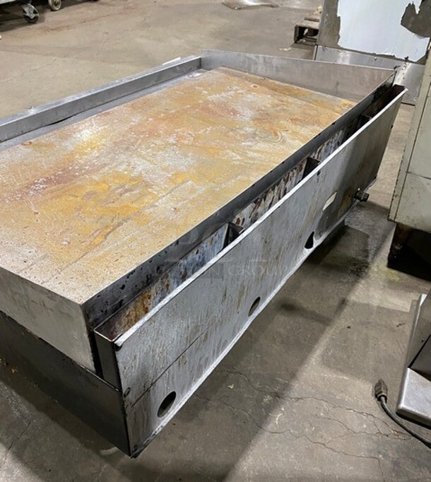 Wolf Regency Stainless Steel Commercial Countertop Flat Top Griddle! - Image 3 of 7