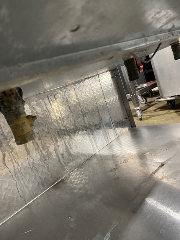 Vollrath Commercial Hot Food Table w/ (3) Wells! Natural Gas Powered! On Commercial Casters!  Working When Removed! MODEL 38003 120V  - Image 9 of 11