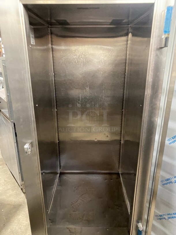 Victory Commercial Single Door Reach In Freezer! All Stainless Steel! On Legs! Model: FS1DS7EW SN: D0746821 115V 60HZ 1 Phase - Image 5 of 9