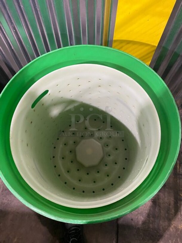 Electrolux Greens Machine Commercial Salad Spinner! - Image 4 of 9