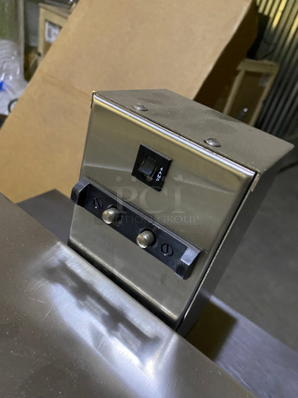 Bunn Commercial Countertop Single Coffee Warming/Holding Station! All Stainless Steel! On Legs! Model: 1SHSTAND SN: RW10146584 120V 60HZ 1 Phase - Image 5 of 7