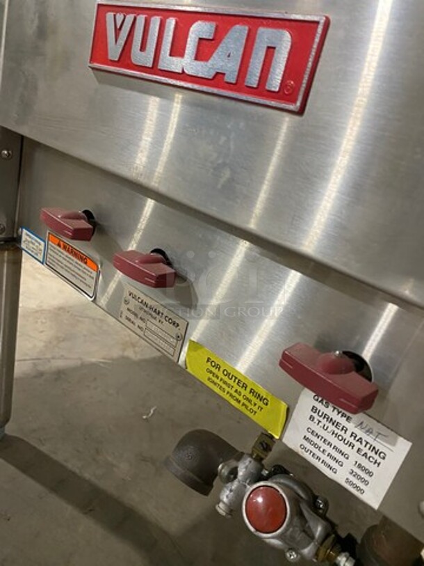 WOW! BRAND NEW! NEVER USED! Vulcan Commercial Natural Gas Powered 5 Ring Jet Burner Stock Pot! All Stainless Steel! On Legs! Model: SPR10005 SN: 481079555RS - Image 6 of 10