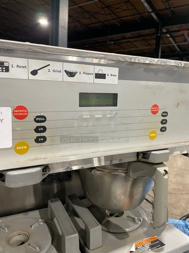 Bunn Starbucks Style Commercial Countertop Soft Heat Dual Coffee Brewer! With Hot Water Dispenser! With 1 Smart Funnel! With 2 Soft Heat Portable Servers! All Stainless Steel! On Legs! 120/208V 1 Phase! Model: DUAL SH DBC, 120/208GRY(SBUX)! - Image 6 of 7