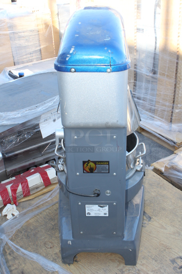 BRAND NEW SCRATCH & DENT! Vollrath 40759 40 Qt. Planetary Floor Mixer with Guard & Standard Accessories - 208/240V, 1 1/2 hp. S/N: N165-02534130 26-1/2x29-9/16x47-1/8.  - Image 7 of 7